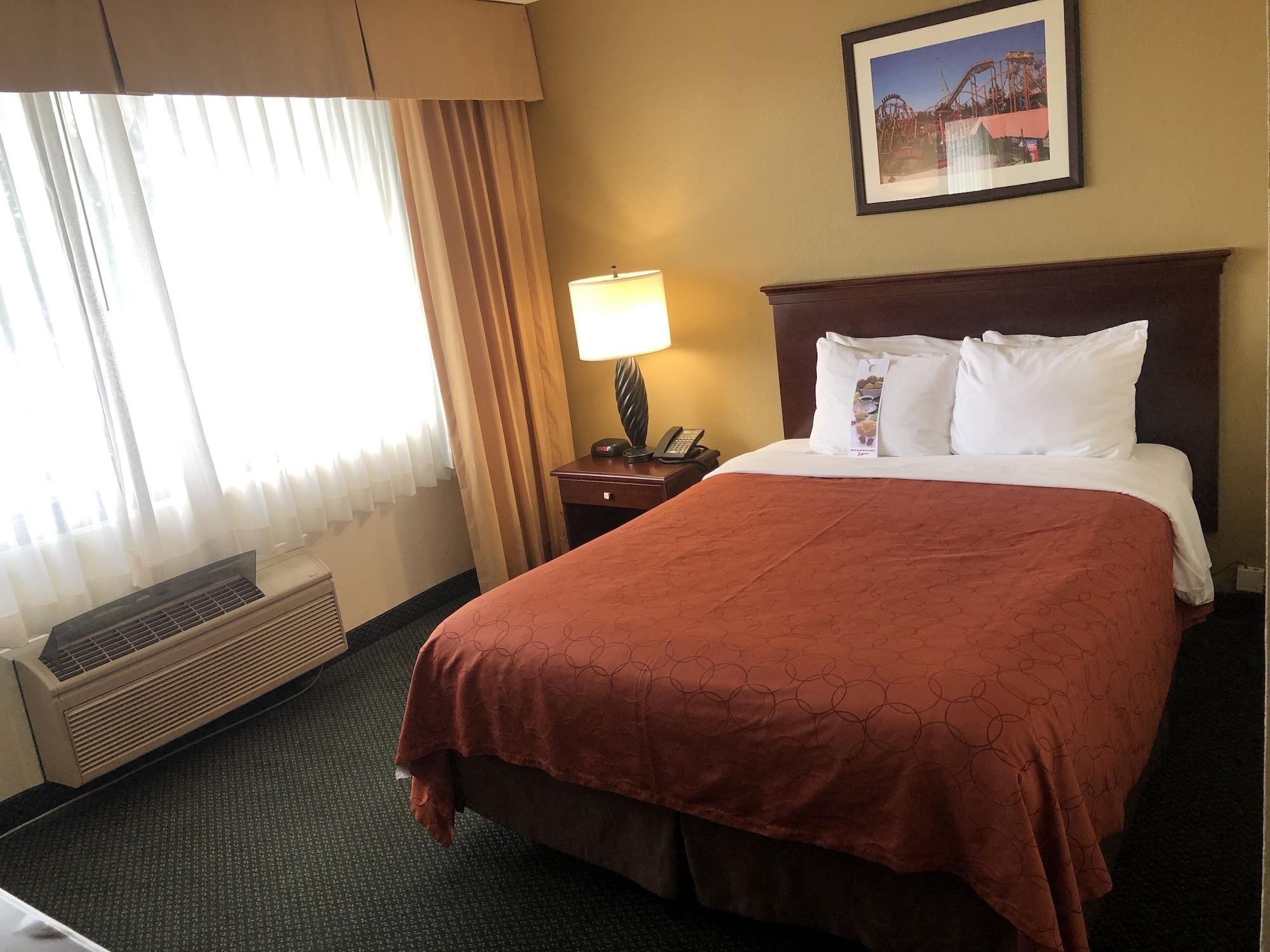 Knott'S Hotel Buena Park Extérieur photo